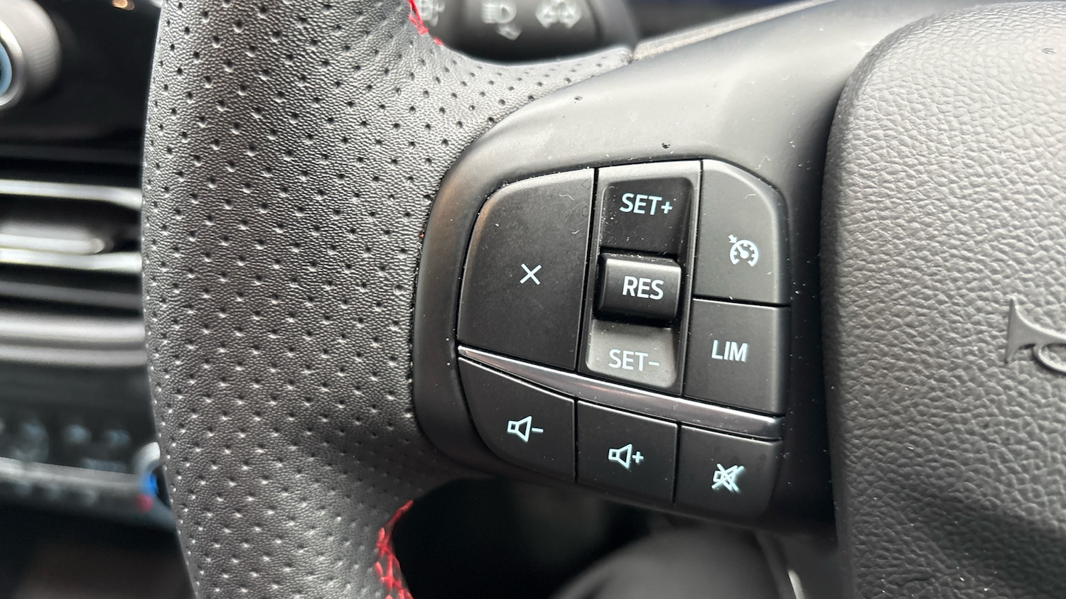 Used Ford Kuga 2023 for sale - 76340496: Photo 44