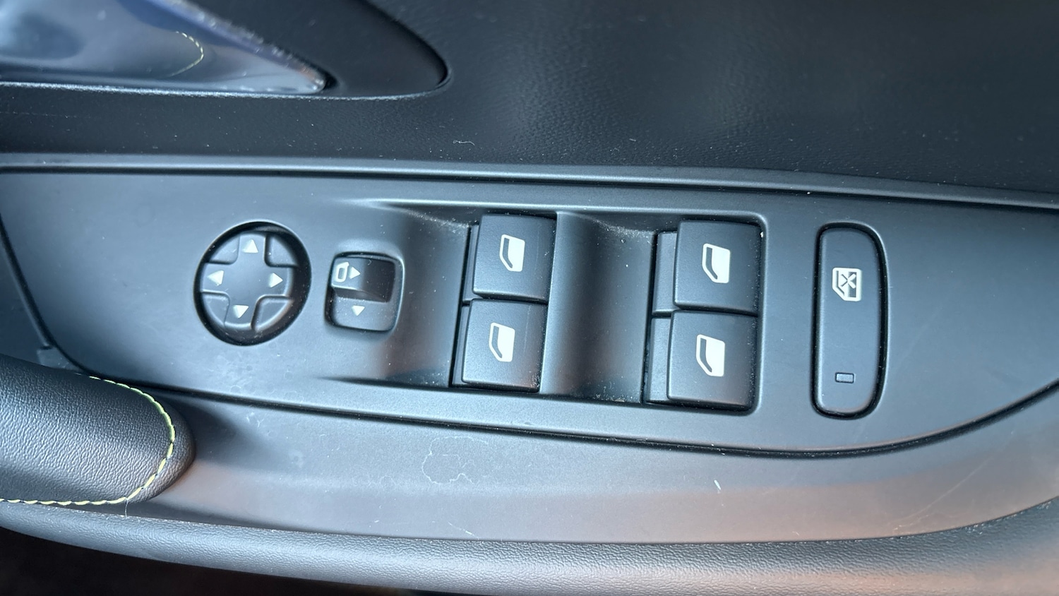 Used Peugeot 208 2023 for sale - 76627808: Photo 21