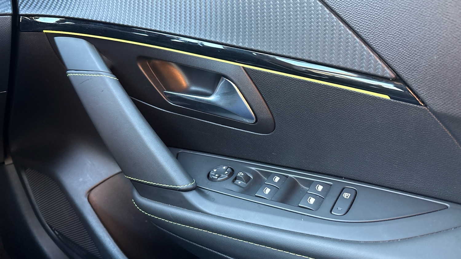 Used Peugeot 208 2023 for sale - 76627808: Photo 22