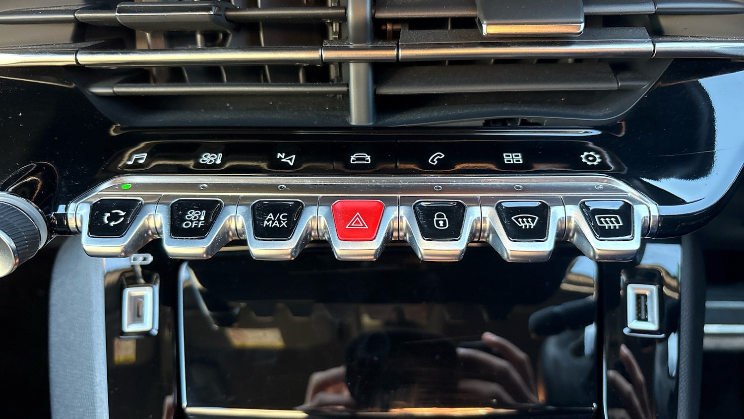 Used Peugeot 208 2023 for sale - 76627808: Photo 40