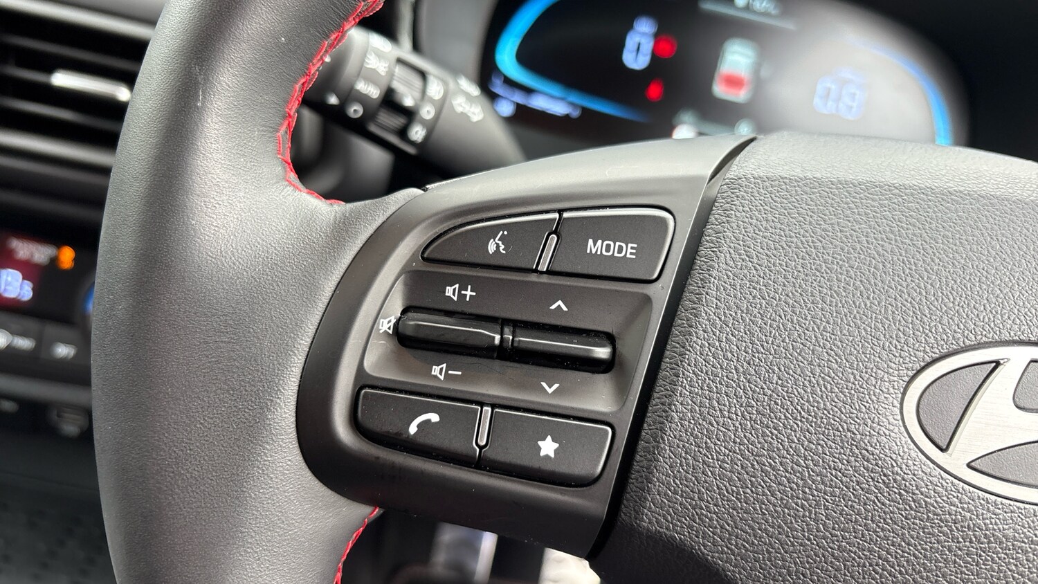 Used Hyundai i10 2025 for sale - 76311326: Photo 32