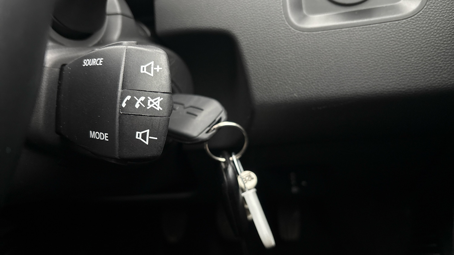 Used Dacia Duster 2023 for sale - 77776145: Photo 42