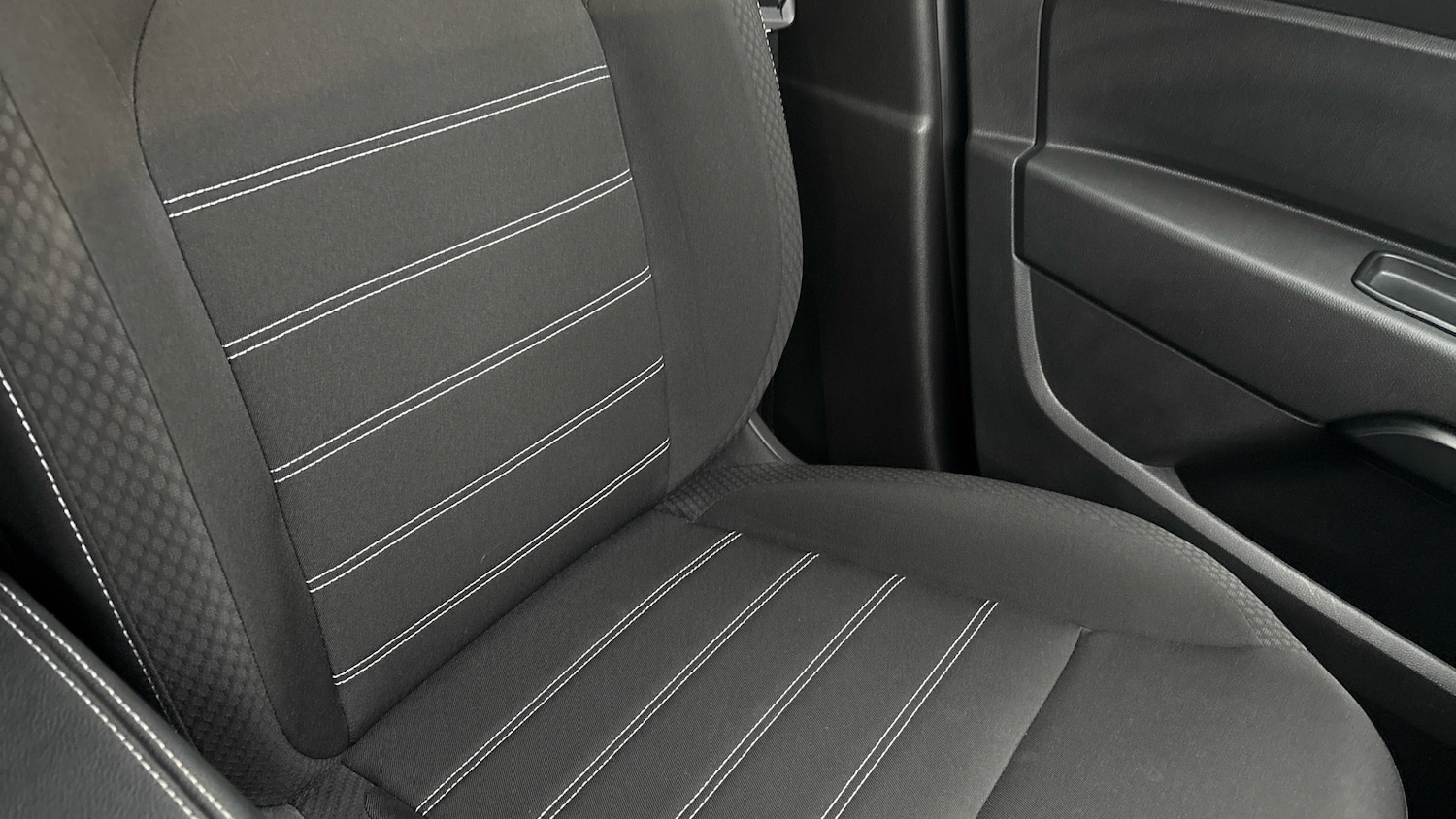 Used Dacia Duster 2023 for sale - 77776145: Photo 48