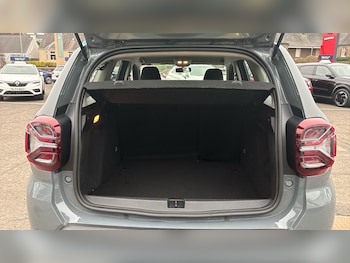 Used Dacia Duster 2023 for sale - 77776145: Photo