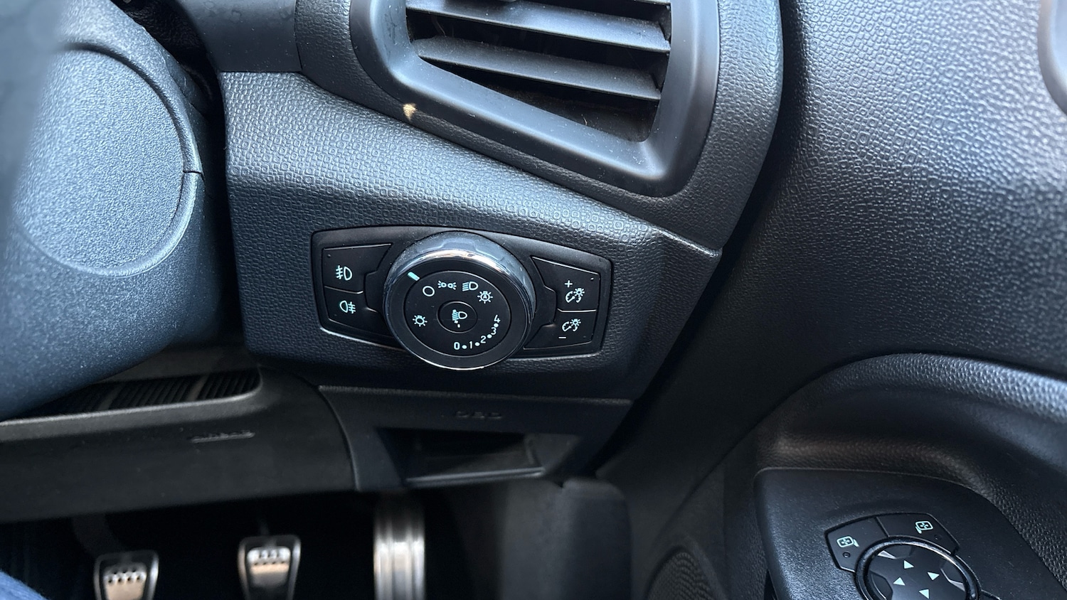 Used Ford Ecosport 2019 for sale - 76791300: Photo 39