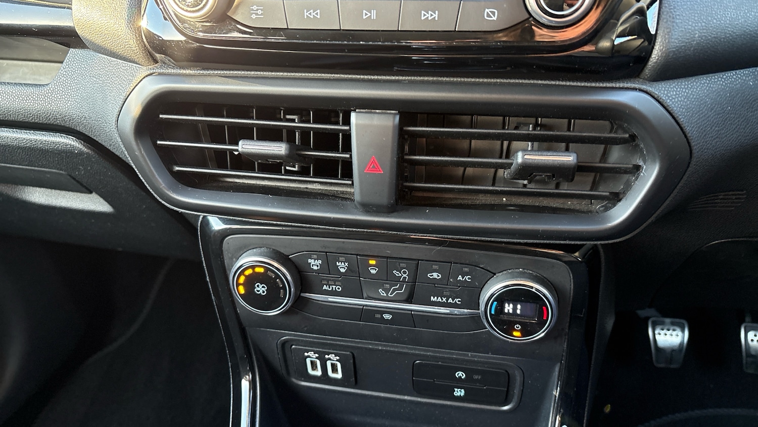 Used Ford Ecosport 2019 for sale - 76791300: Photo 41