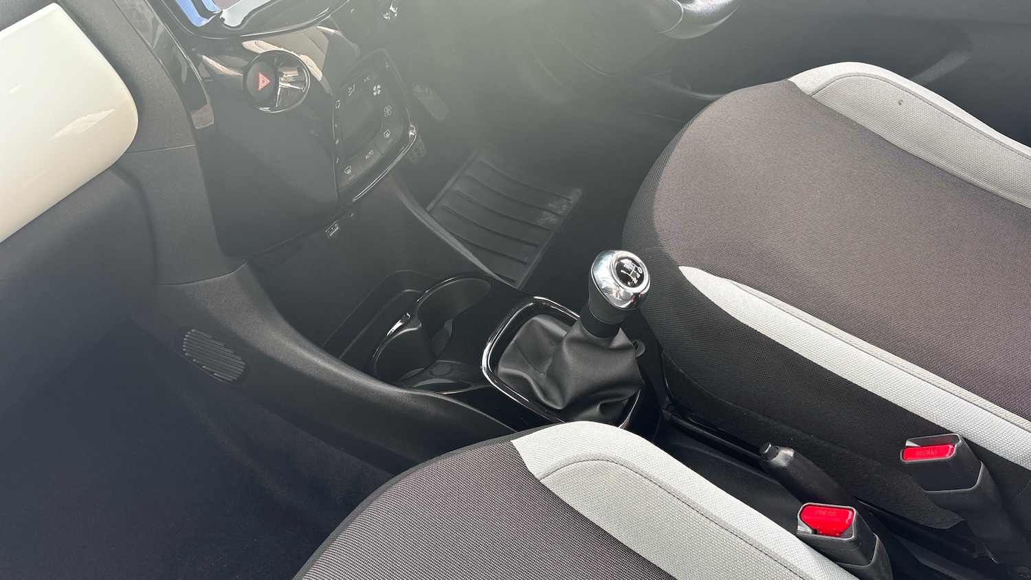 Used Toyota AYGO 2018 for sale - 76403144: Photo 13