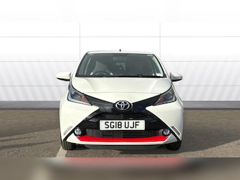 Used Toyota AYGO 2018 for sale - 76403144: Photo