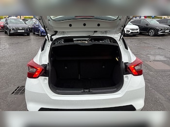 Used Nissan Micra 2018 for sale - 76892829: Photo