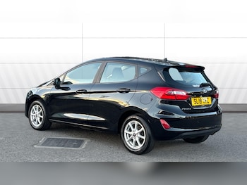 Used Ford Fiesta 2019 for sale - 76249273: Photo 2