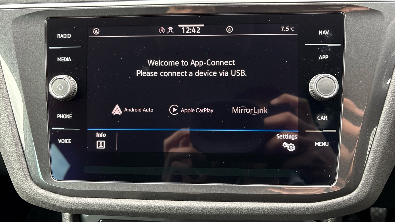 Used Volkswagen Tiguan 2023 for sale - 77701224: Photo 38