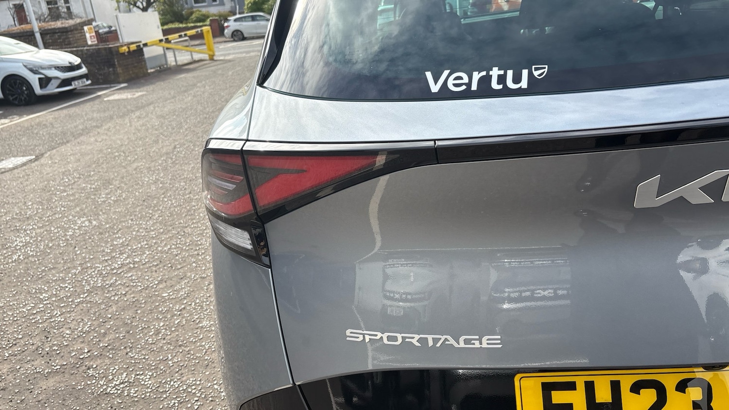 Vehicle 33