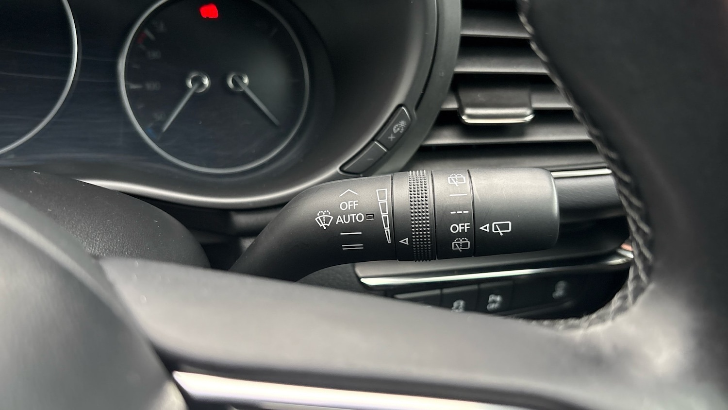 Used Mazda Mazda3 2023 for sale - 76480220: Photo 33