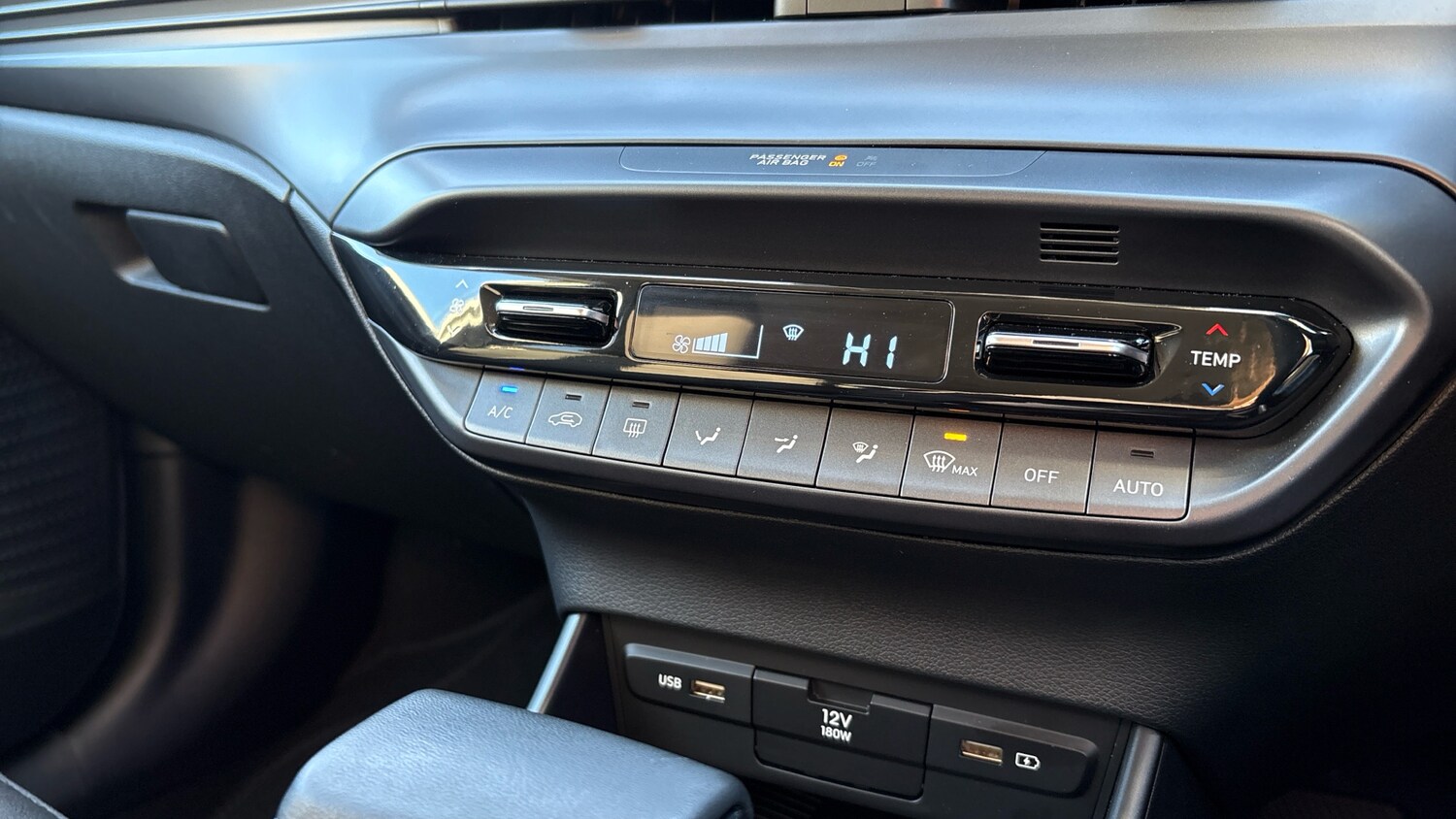 Used Hyundai BAYON 2022 for sale - 77579443: Photo 36