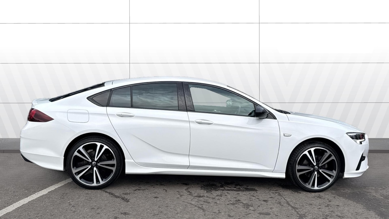 Used Vauxhall Insignia 2022 for sale - 76476356: Photo 5