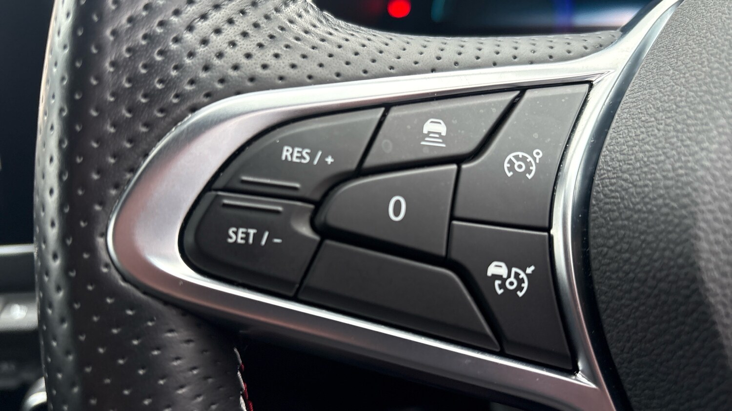 Used Renault Arkana 2023 for sale - 77964735: Photo 24