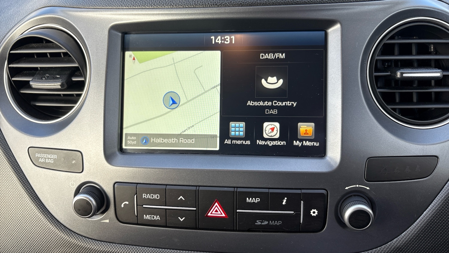 Used Hyundai i10 2019 for sale - 76352395: Photo 12