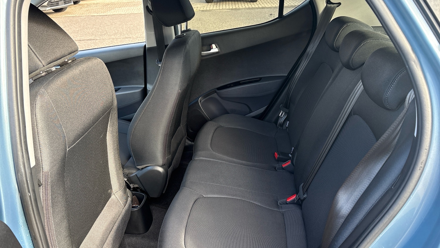 Used Hyundai i10 2019 for sale - 76352395: Photo 16