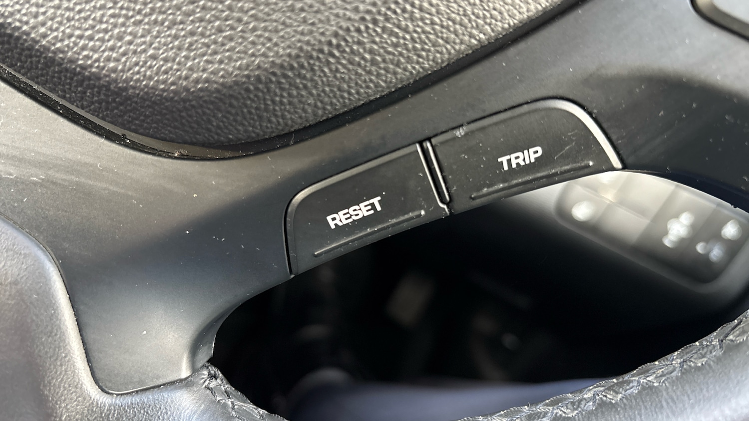 Used Hyundai i10 2019 for sale - 76352395: Photo 33