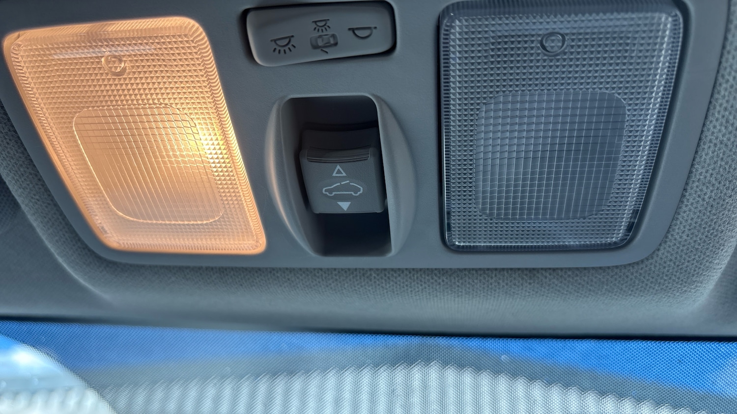Used Hyundai i10 2019 for sale - 76352395: Photo 43