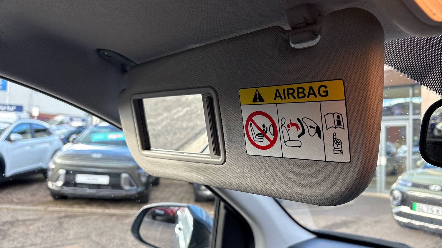 Used Hyundai i10 2019 for sale - 76352395: Photo 47