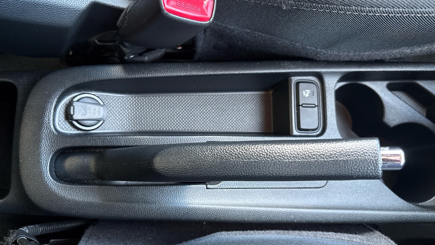 Used Hyundai i10 2019 for sale - 76352395: Photo 50