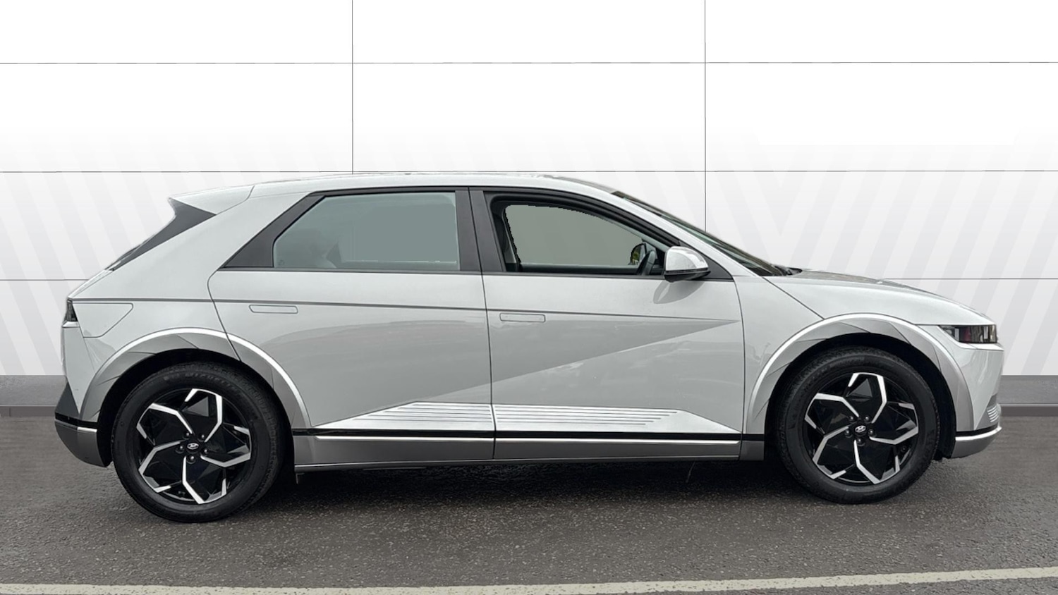 Used Hyundai IONIQ 5 2024 for sale - 77045582: Photo 5