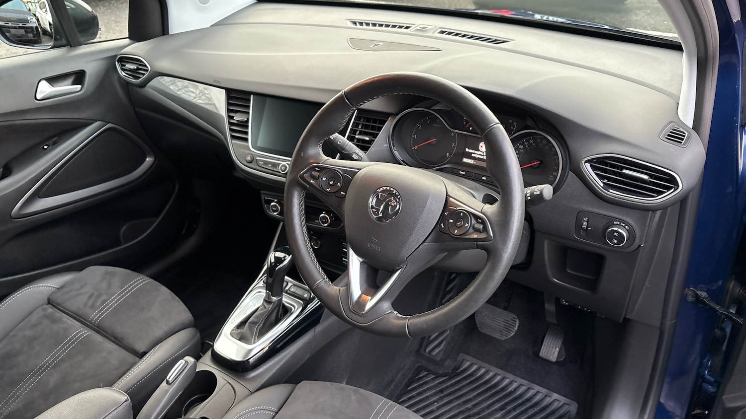 Used Vauxhall Crossland 2022 for sale - 76957333: Photo 11