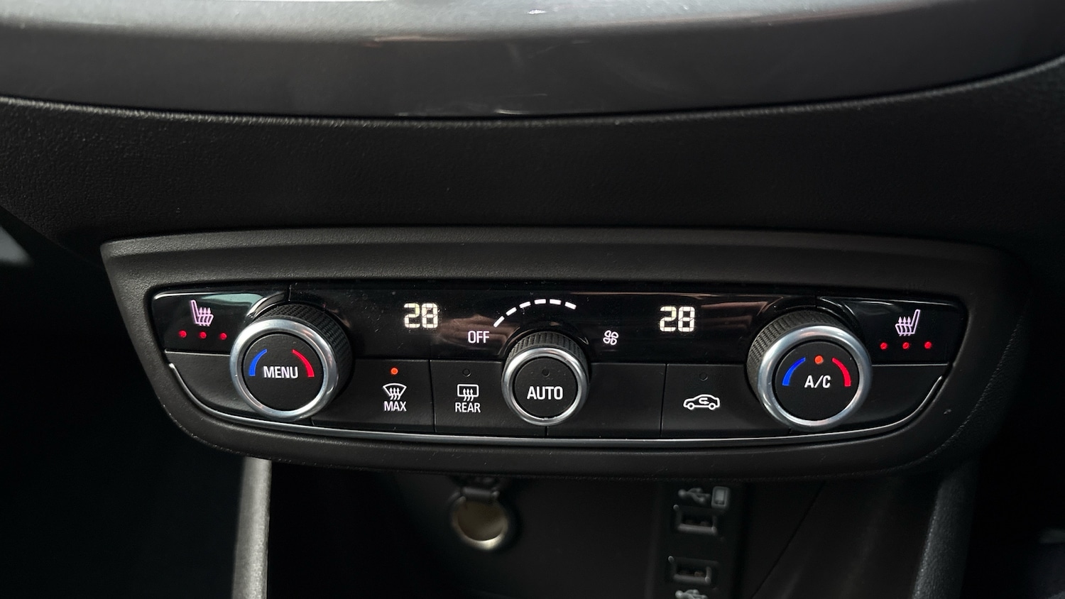 Used Vauxhall Crossland 2022 for sale - 76957333: Photo 29