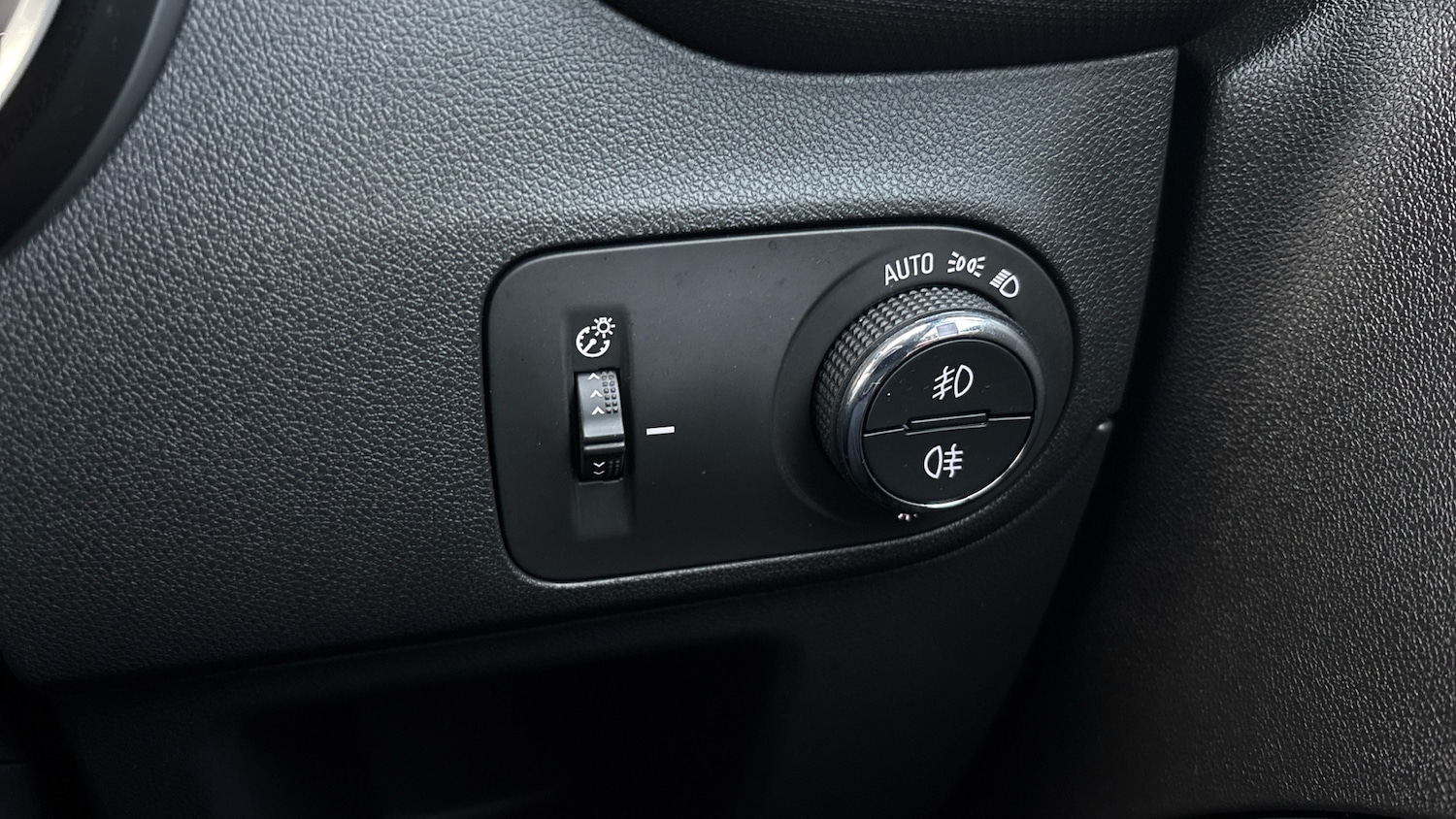 Used Vauxhall Crossland 2022 for sale - 76957333: Photo 43