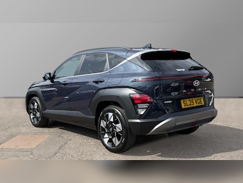 Used Hyundai KONA 2025 for sale - 76232217: Photo 2
