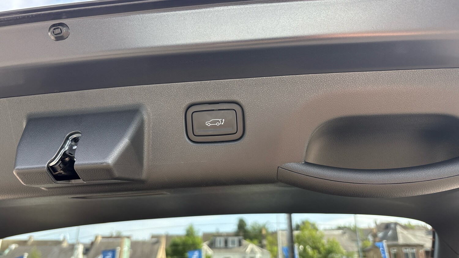 Used Hyundai KONA 2025 for sale - 76232217: Photo 60