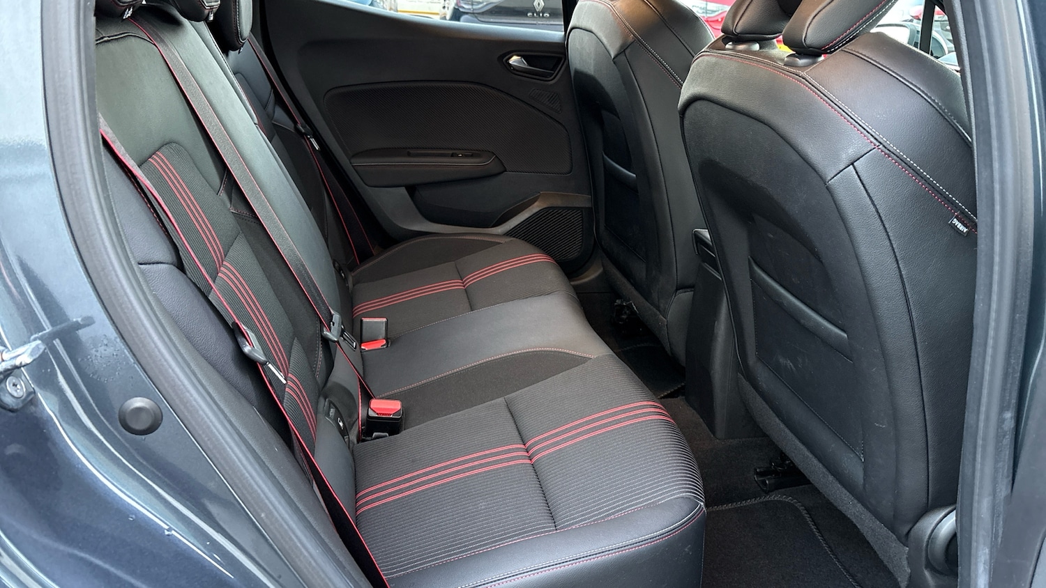 Used Renault Clio 2022 for sale - 76807424: Photo 16