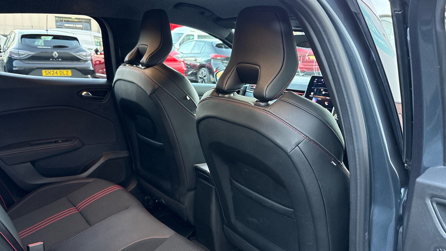 Used Renault Clio 2022 for sale - 76807424: Photo 38