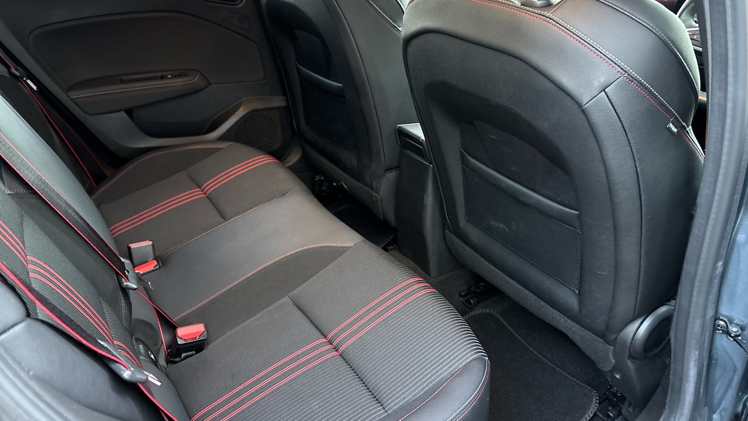 Used Renault Clio 2022 for sale - 76807424: Photo 45