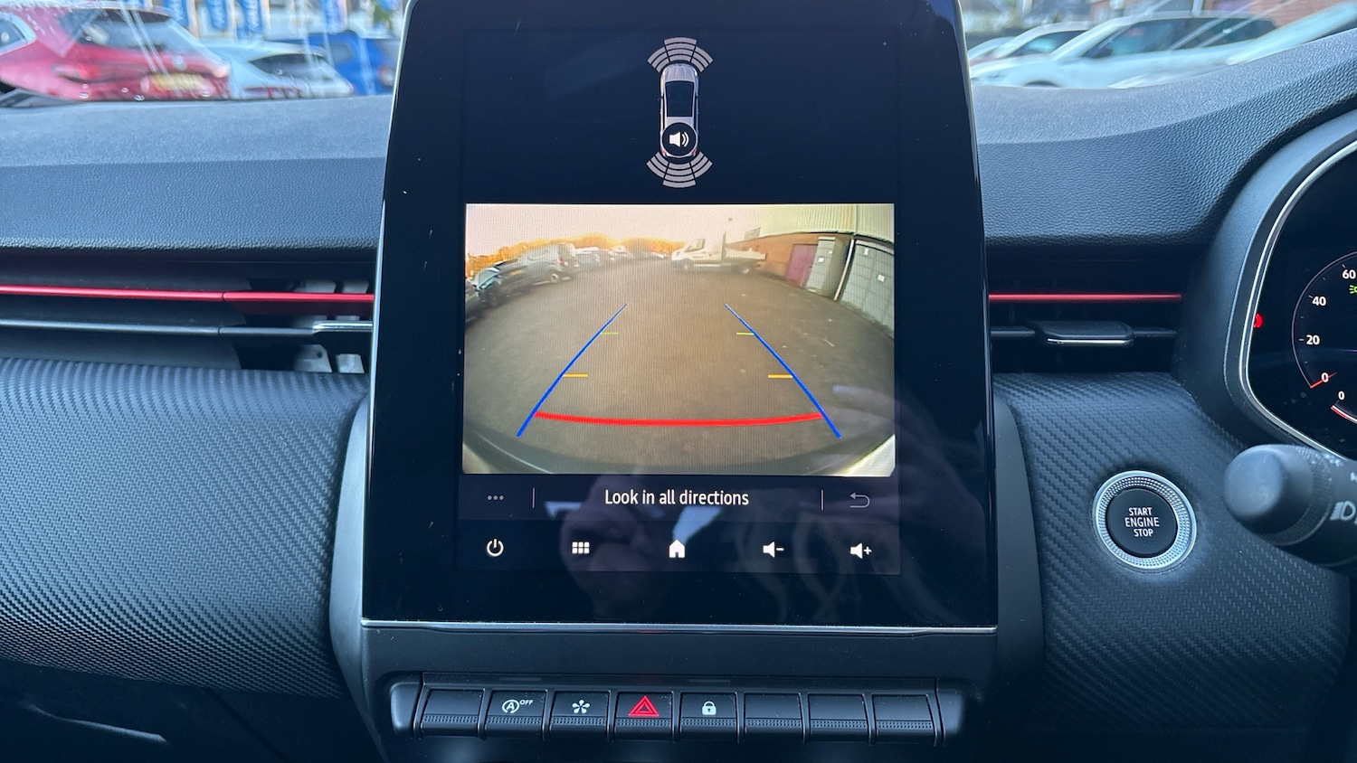 Used Renault Clio 2022 for sale - 76807424: Photo 62