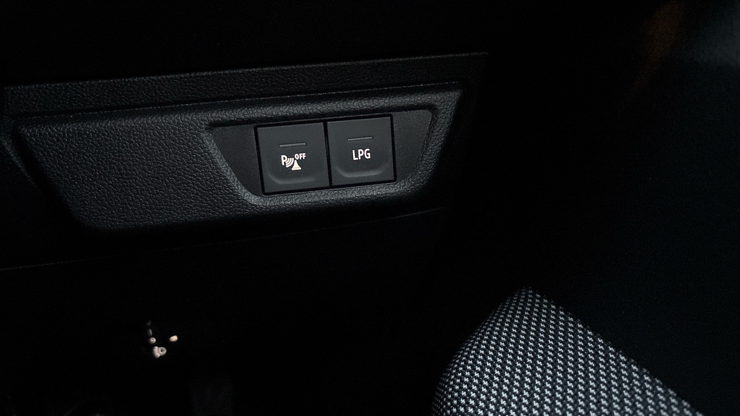 Used Dacia Sandero 2023 for sale - 77342526: Photo 41