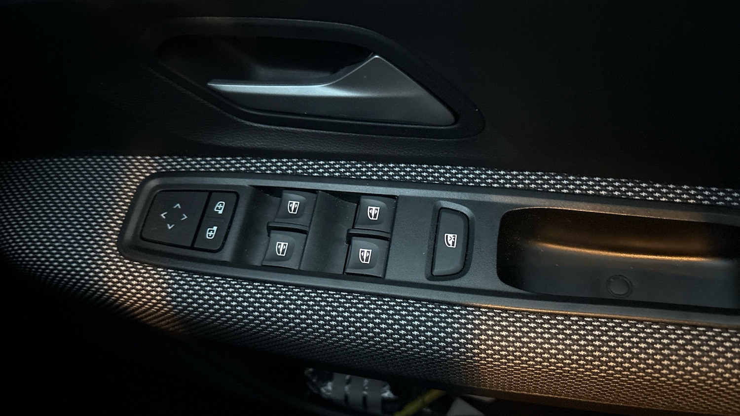 Used Dacia Sandero 2023 for sale - 77342526: Photo 43