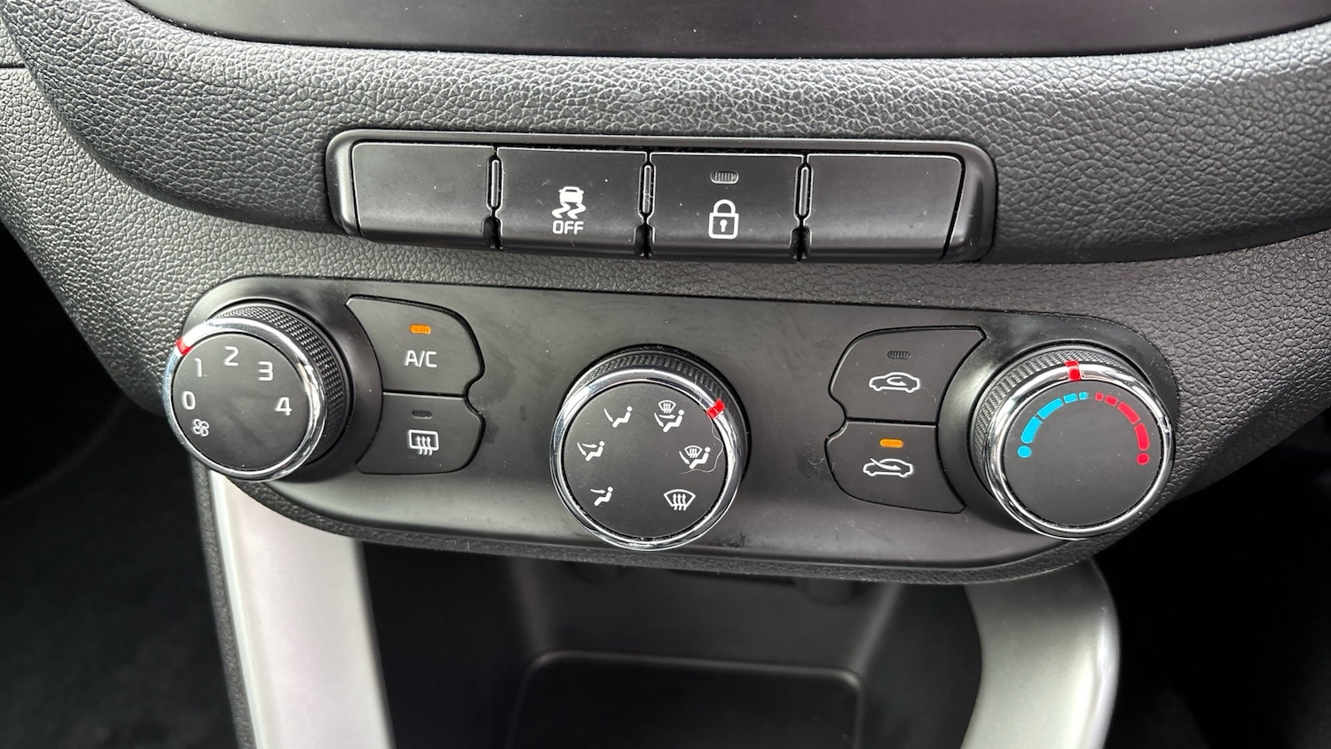 Used Kia Ceed 2018 for sale - 76720420: Photo 42