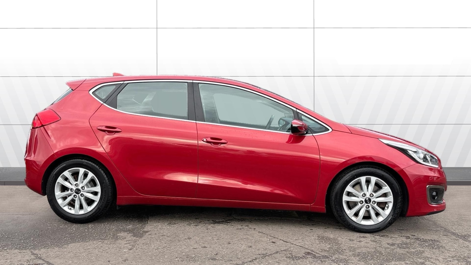 Used Kia Ceed 2018 for sale - 76720420: Photo 5