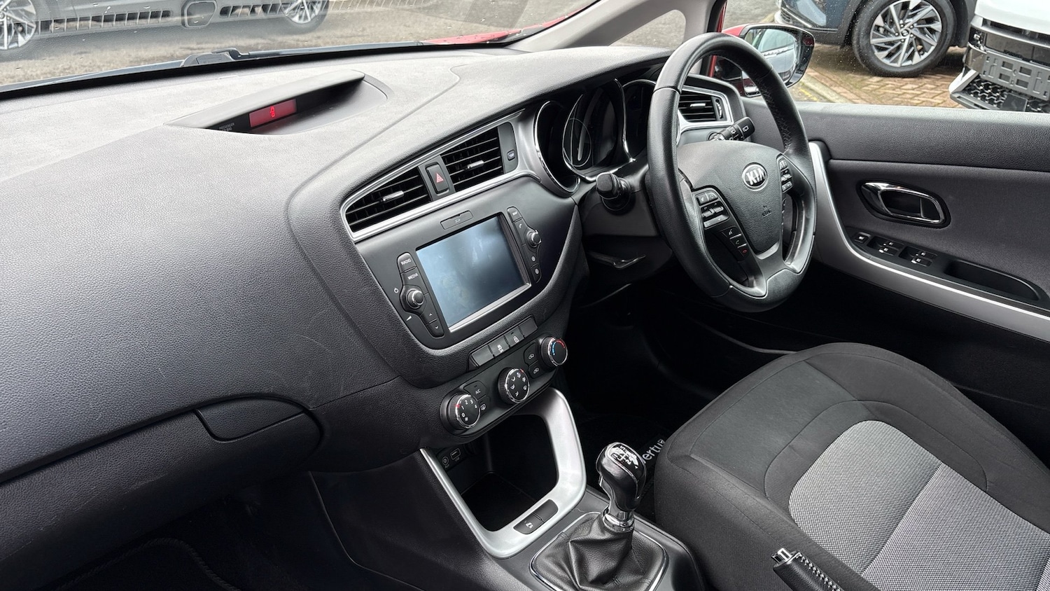 Used Kia Ceed 2018 for sale - 76720420: Photo 9