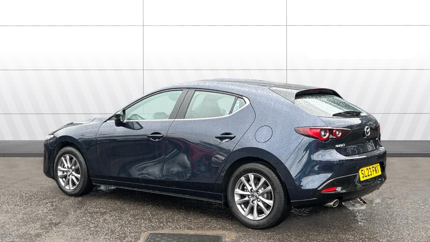 Used Mazda Mazda3 2023 for sale - 76146457: Photo 2