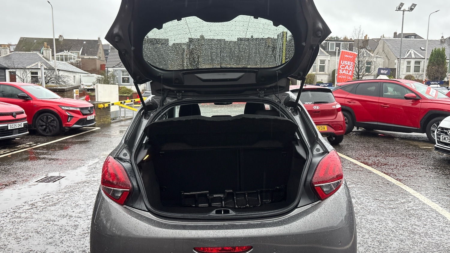 Used Peugeot 208 2019 for sale - 76554849: Photo 4