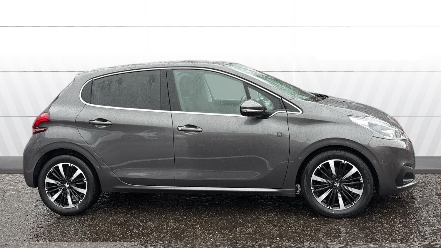 Used Peugeot 208 2019 for sale - 76554849: Photo 5