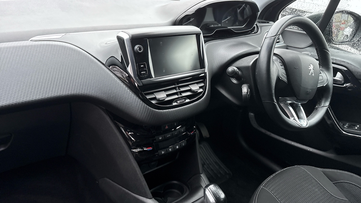 Used Peugeot 208 2019 for sale - 76554849: Photo 9