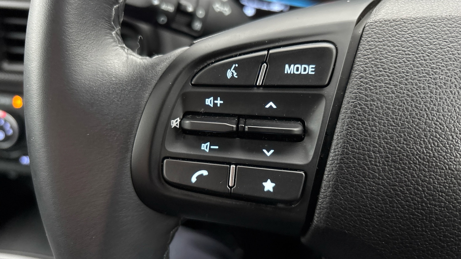 Used Hyundai i10 2025 for sale - 77023927: Photo 42