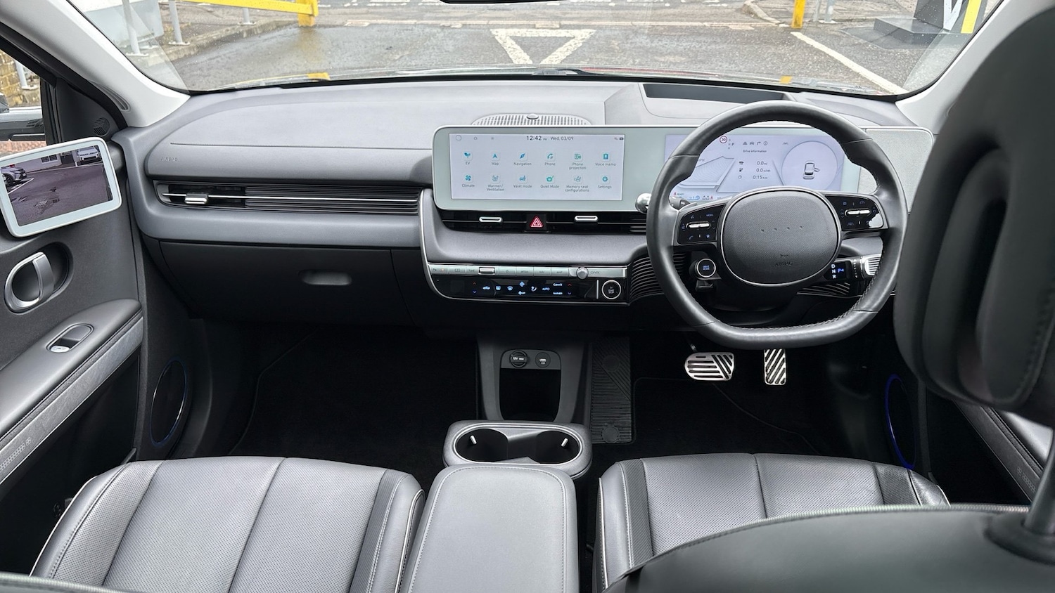 Vehicle 10