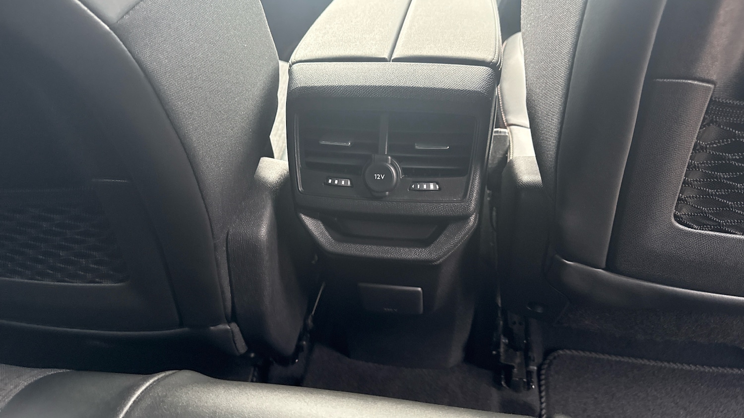 Used Peugeot 3008 2020 for sale - 77965614: Photo 40