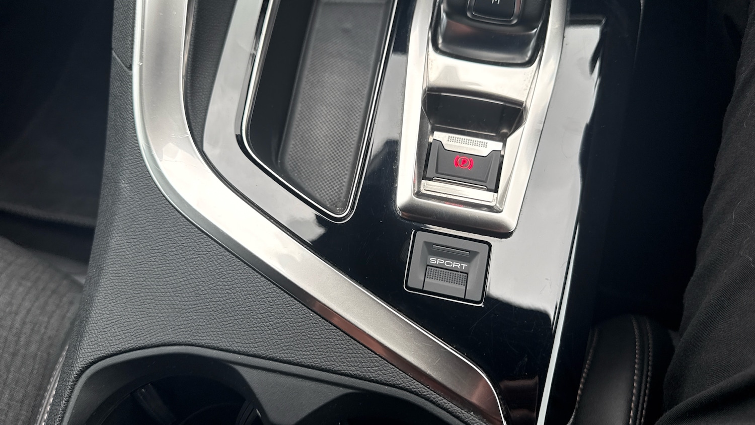 Used Peugeot 3008 2020 for sale - 77965614: Photo 46