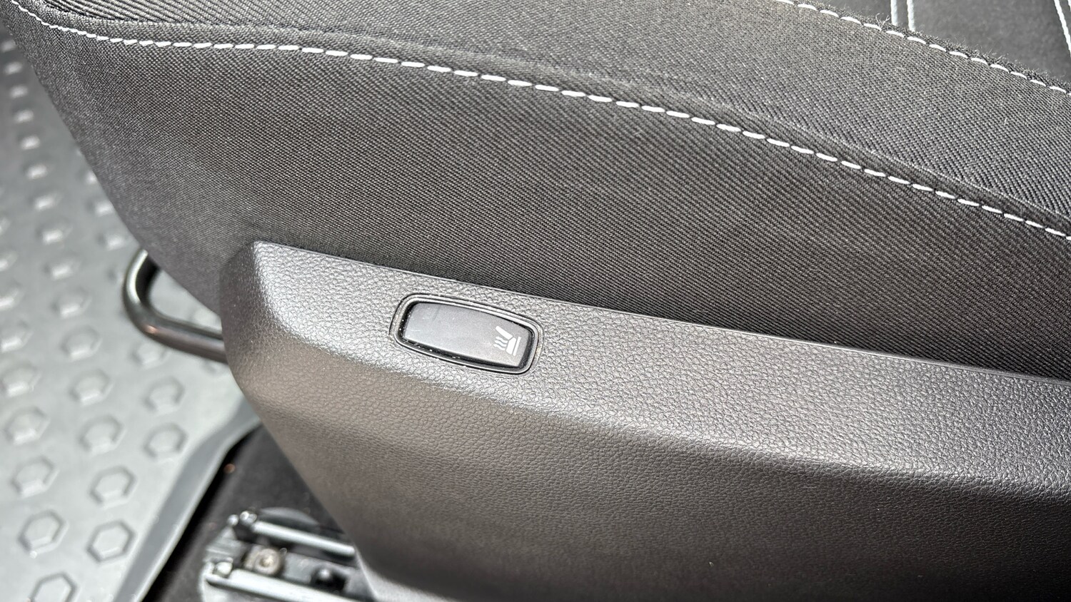 Used Dacia Duster 2022 for sale - 76444313: Photo 36